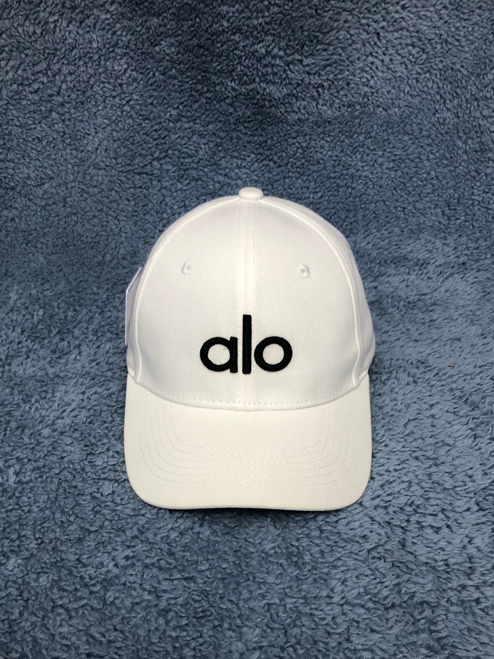 🏅ALO Yoga White Baseball Hat with Black Logo